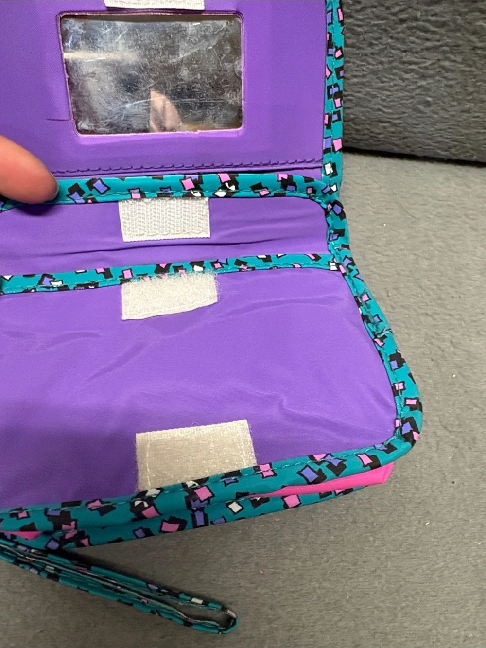 Disney‎ Minnie Mouse Purple and Teal Kids Wristlet Purse
